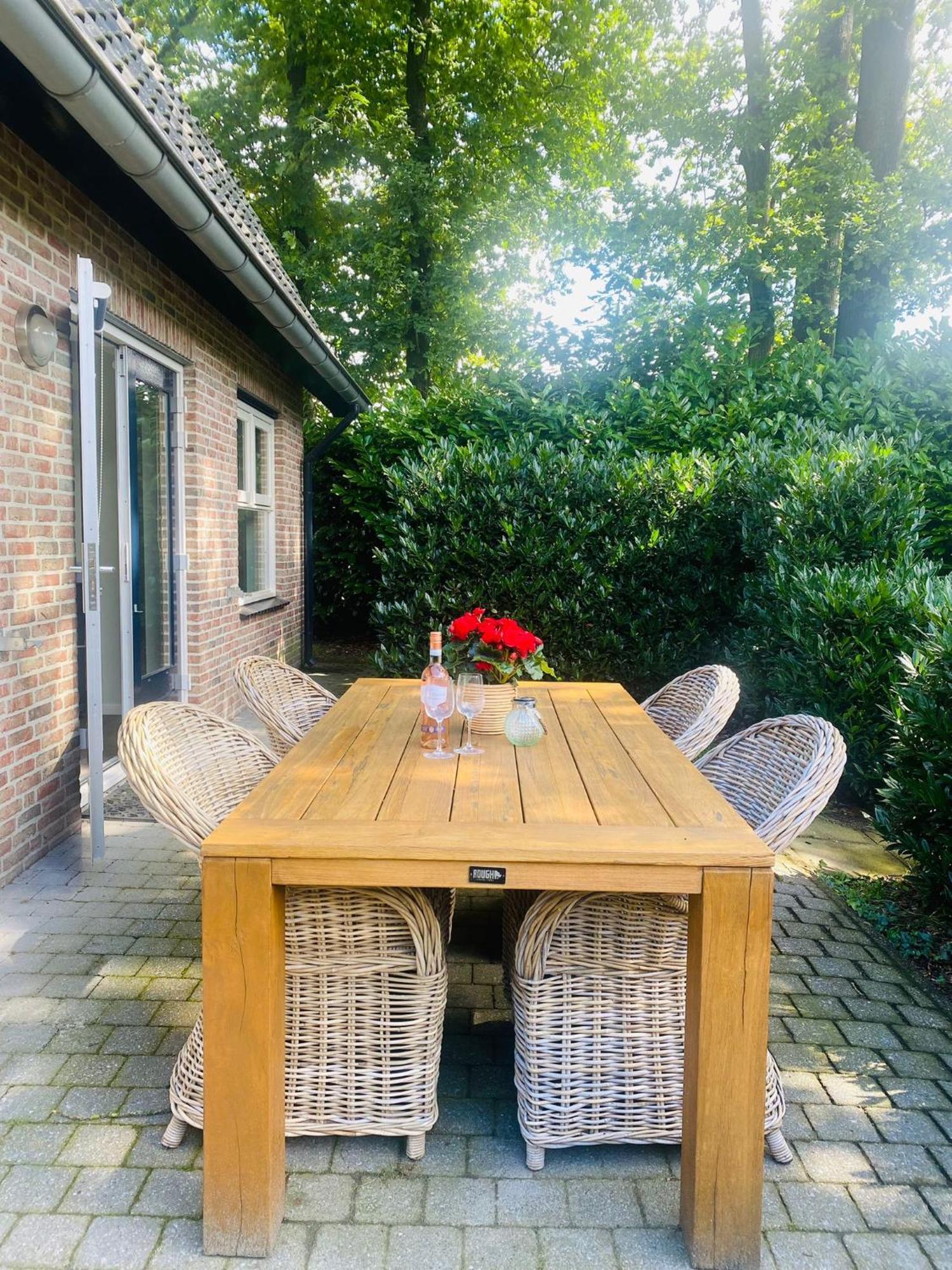 Morning Glory, Huisje Dahlia Beekbergen Exterior foto